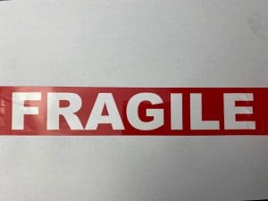 Banda adeziva Fragil Red..Fragil